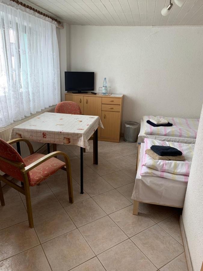Zimmervermietung Lippmann Grosshartmannsdorf Exterior foto